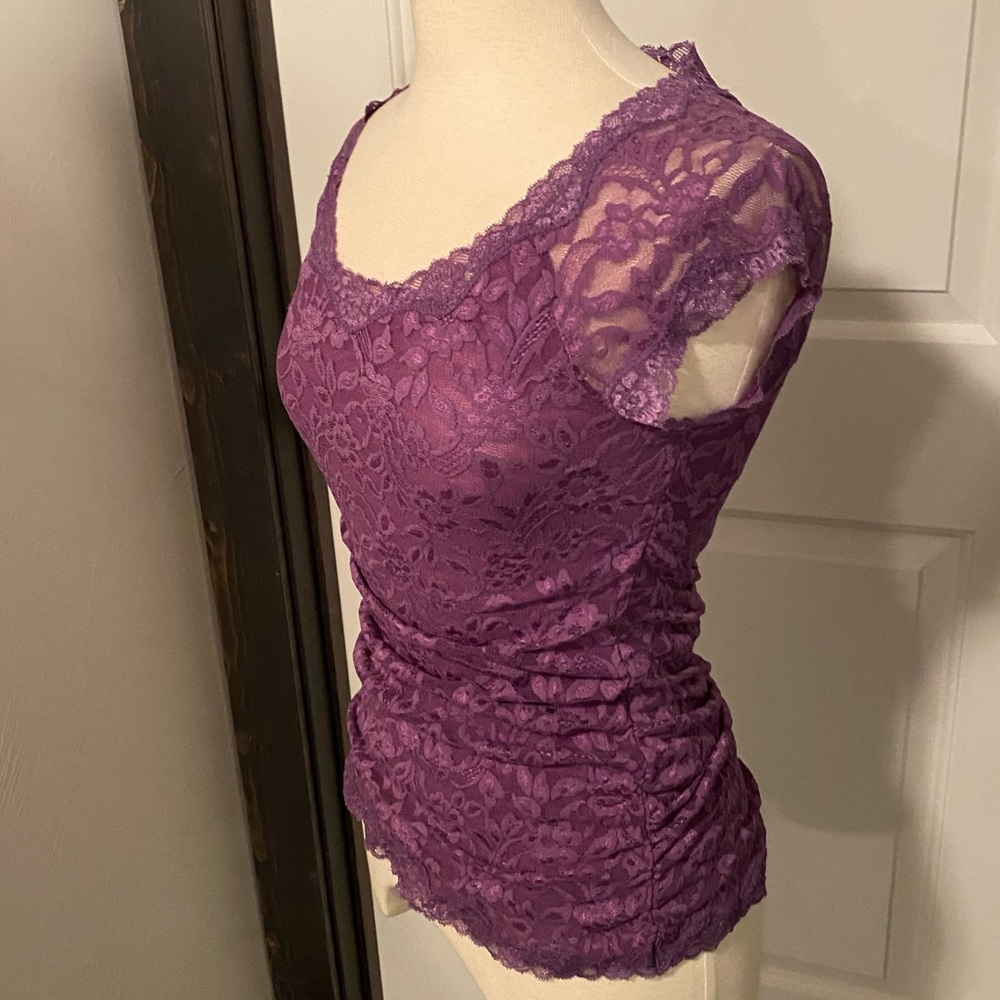 Purple lace, lined, side scrunched top